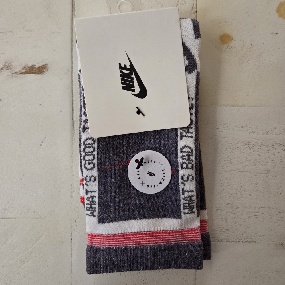 Off-White x Nike Crew Socks, Large